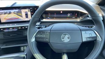 Vauxhall Grandland Electric 73kWh Ultimate SUV 5dr Electric Auto (213 ps)