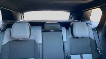 Vauxhall Grandland Electric 73kWh Ultimate SUV 5dr Electric Auto (213 ps)
