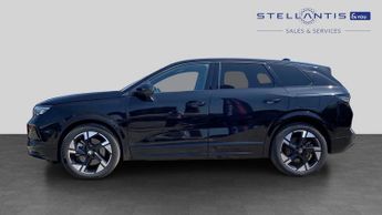 Vauxhall Grandland Electric 73kWh Ultimate SUV 5dr Electric Auto (213 ps)