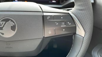 Vauxhall Grandland Electric 73kWh Ultimate SUV 5dr Electric Auto (213 ps)