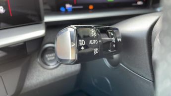 Vauxhall Grandland Electric 73kWh Ultimate SUV 5dr Electric Auto (213 ps)