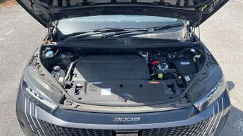 Peugeot 3008 73kWh GT SUV 5dr Electric Auto (210 ps)