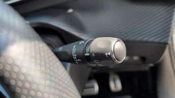 Peugeot 2008 50kWh GT SUV 5dr Electric Auto (136 ps)