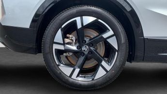 Vauxhall Grandland Electric 73kWh Ultimate SUV 5dr Electric Auto (213 ps)