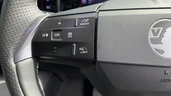 Vauxhall Grandland Electric 73kWh Ultimate SUV 5dr Electric Auto (213 ps)
