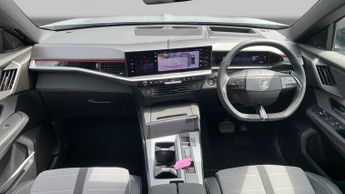 Vauxhall Grandland Electric 73kWh Ultimate SUV 5dr Electric Auto (213 ps)
