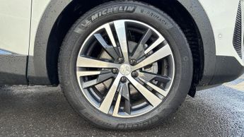 Peugeot 3008 SUV 1.2 Allure Premium + SUV 5dr Petrol Hybrid e-DSC6 Euro 6 (s/s) (