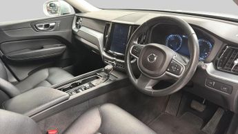 Volvo Xc60 2.0 T5 Momentum SUV 5dr Petrol Auto AWD Euro 6 (s/s) (250 ps)