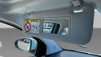 Fiat 500E 42kWh La Prima Hatchback 3dr Electric Auto (118 ps)