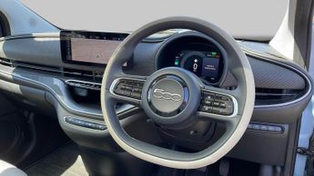 Fiat 500E 42kWh La Prima Hatchback 3dr Electric Auto (118 ps)