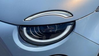 Fiat 500E 42kWh La Prima Hatchback 3dr Electric Auto (118 ps)