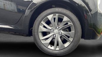 Peugeot 208 50kWh Allure Premium Hatchback 5dr Electric Auto (7kW Charger) (