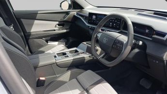 Vauxhall Grandland 1.2 Ultimate SUV 5dr Petrol Hybrid e-DCT Euro 6 (s/s) (145 ps)