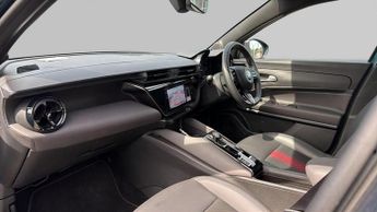 Alfa Romeo Junior 54kWh Elettrica Speciale SUV 5dr Electric Auto (156 ps)