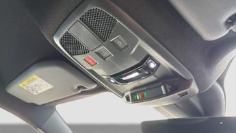Alfa Romeo Junior 54kWh Elettrica Speciale SUV 5dr Electric Auto (156 ps)