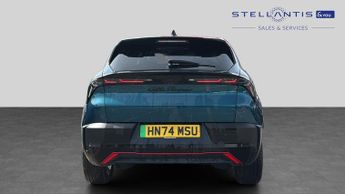 Alfa Romeo Junior 54kWh Elettrica Speciale SUV 5dr Electric Auto (156 ps)