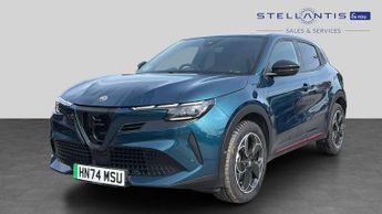 Alfa Romeo Junior 54kWh Elettrica Speciale SUV 5dr Electric Auto (156 ps)