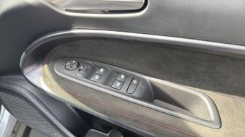 Alfa Romeo Junior 54kWh Elettrica Veloce SUV 5dr Electric Auto (280 ps)