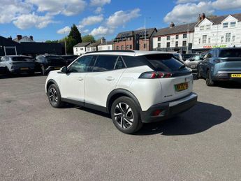 Peugeot 2008 50kWh Allure SUV 5dr Electric Auto (136 ps)