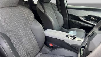 Peugeot 3008 73kWh GT SUV 5dr Electric Auto (210 ps)