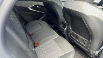 Peugeot 3008 73kWh GT SUV 5dr Electric Auto (210 ps)