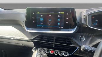 Peugeot 2008 50kWh Allure Premium SUV 5dr Electric Auto (136 ps)