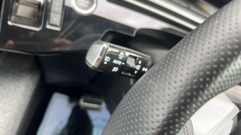 Peugeot 3008 SUV 1.2 GT SUV 5dr Petrol Hybrid e-DSC6 Euro 6 (s/s) (136 ps)