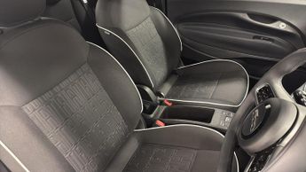 Fiat 500E 42kWh Hatchback 3dr Electric Auto (118 ps)