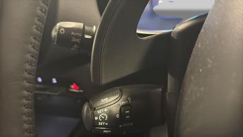 Citroen C5 Aircross 1.2 PureTech MHEV Shine SUV 5dr Petrol Hybrid e-DSC Euro 6 (s/s)