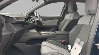 Vauxhall Grandland 1.2 Ultimate SUV 5dr Petrol Hybrid e-DCT Euro 6 (s/s) (145 ps)
