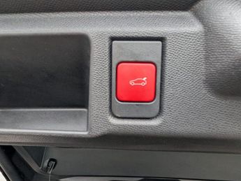 Vauxhall Grandland 1.2 Ultimate SUV 5dr Petrol Hybrid e-DCT Euro 6 (s/s) (136 ps)