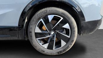 Vauxhall Grandland Electric 73kWh GS SUV 5dr Electric Auto (213 ps)