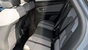 Vauxhall Grandland Electric 73kWh GS SUV 5dr Electric Auto (213 ps)