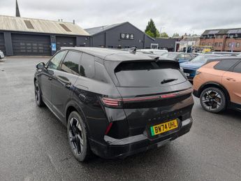 Vauxhall Grandland Electric 73kWh Ultimate SUV 5dr Electric Auto (213 ps)