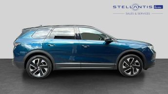 Vauxhall Grandland 1.2 Ultimate SUV 5dr Petrol Hybrid e-DCT Euro 6 (s/s) (145 ps)