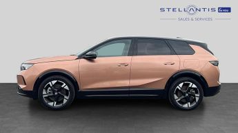 Vauxhall Grandland Electric 73kWh Ultimate SUV 5dr Electric Auto (213 ps)