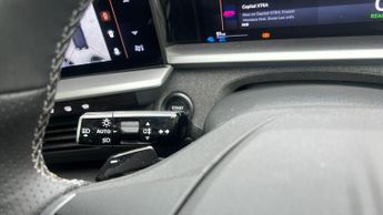 Vauxhall Grandland Electric 73kWh Ultimate SUV 5dr Electric Auto (213 ps)