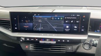 Vauxhall Grandland Electric 73kWh Ultimate SUV 5dr Electric Auto (213 ps)