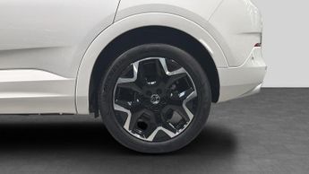 Vauxhall Grandland 1.2 Turbo Ultimate SUV 5dr Petrol Auto Euro 6 (s/s) (130 ps)