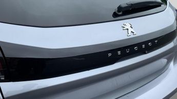 Peugeot 208 1.2 PureTech Allure Premium + Hatchback 5dr Petrol EAT Euro 6 (s