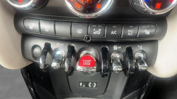 Mini Hatch 2.0 Cooper S Hatchback 3dr Petrol Auto Euro 6 (s/s) (192 ps)