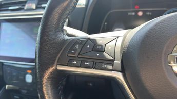 Nissan Leaf 40kWh Tekna Hatchback 5dr Electric Auto (150 ps)