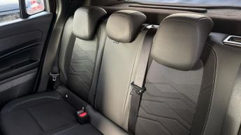 Jeep Avenger 54kWh Summit SUV 5dr Electric Auto (156 ps)