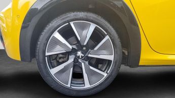 Peugeot 208 50kWh GT Premium Hatchback 5dr Electric Auto (136 ps)
