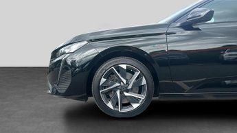Peugeot 308 1.6 12.4kWh Allure Premium Hatchback 5dr Petrol Plug-in Hybrid e