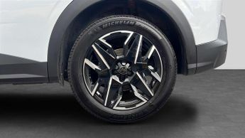 Peugeot 3008 SUV 1.2 Allure SUV 5dr Petrol Hybrid e-DSC6 Euro 6 (s/s) (136 ps)