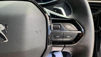 Peugeot 2008 1.2 PureTech Allure Premium + SUV 5dr Petrol EAT Euro 6 (s/s) (1