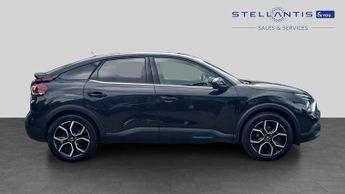 Citroen C4 50kWh Shine Hatchback 5dr Electric Auto (136 ps)