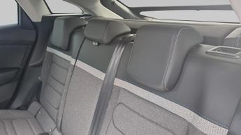 Citroen C4 50kWh Shine Hatchback 5dr Electric Auto (136 ps)