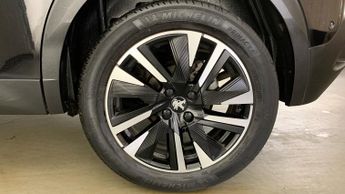 Peugeot 2008 1.2 PureTech GT Premium SUV 5dr Petrol EAT Euro 6 (s/s) (130 ps)